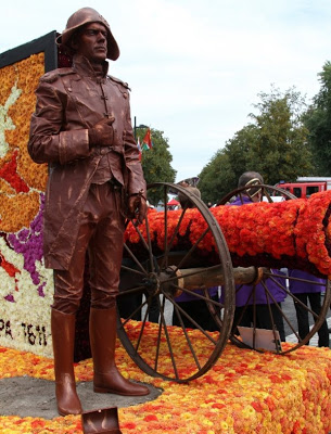 Bloemencorso: παρέλαση λουλουδιών στην Ολλανδία - Φωτογραφία 10