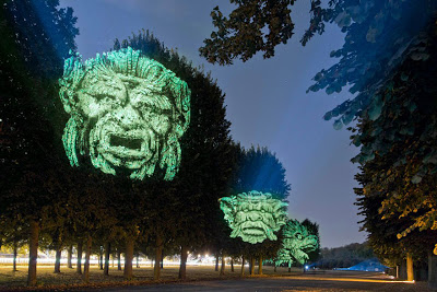 Απίστευτες τρισδιάστατες μορφές πάνω σε δέντρα του Παρισιού και της Καμπότζης! - Φωτογραφία 2