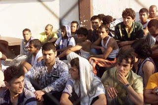Εντόπισαν 66 λαθρομετανάστες στο λιμάνι της Κυλλήνης - Φωτογραφία 1
