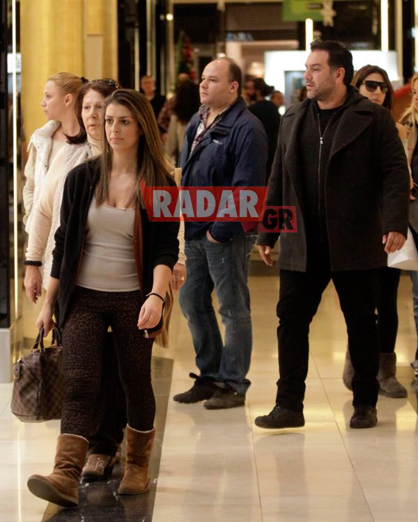 ΓΡΗΓΟΡΗΣ ΑΡΝΑΟΥΤΟΓΛΟΥ Για ψώνια με την Κατερίνα του! - Φωτογραφία 2