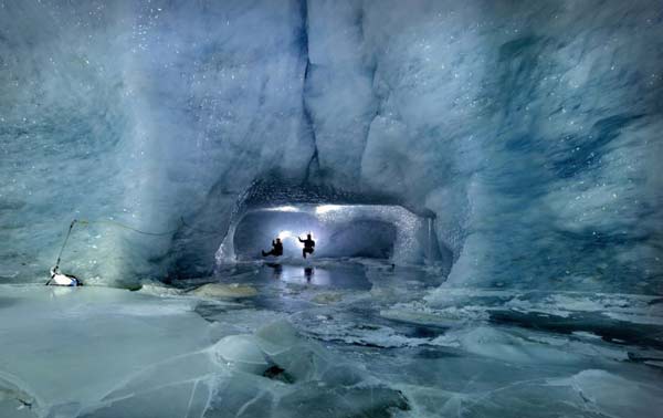 Ταξίδι στο εσωτερικό ενός παγετώνα (Φωτό) - Φωτογραφία 3