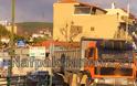 Ναύπακτος: Σύγκρουση φορτηγού με Ι.Χ στη γέφυρα του Σκά - Φωτογραφία 1