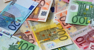 Le Figaro-«1000 ευρώ κοστίζει η Ελλάδα σε κάθε Γάλλο» - Φωτογραφία 1