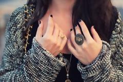 10 fashion tips για να φορέσετε μια πλεκτή ζακέτα