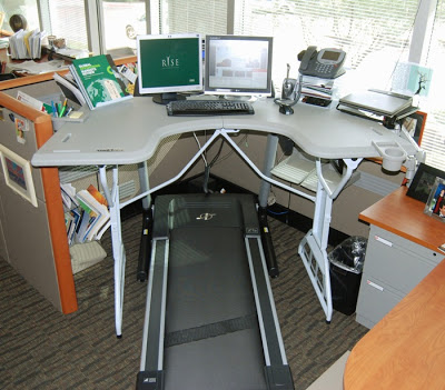 Εργασία και γυμναστική στο TrekDesk - Φωτογραφία 2