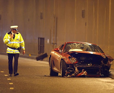 Πουλάει κοψοχρονιά μια Ferrari ο Κριστιάνο Ρονάλντο - Φωτογραφία 2