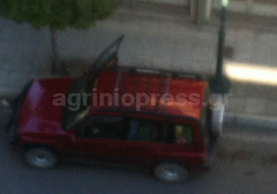 Αγρίνιο: Επίθεση κρανοφόρων σε μπαρ - Δείτε φωτό - Φωτογραφία 2