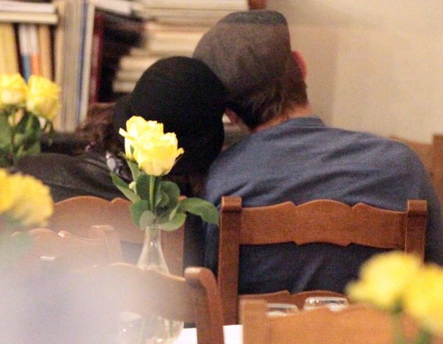 Αυτός είναι έρωτας! Mila Kunis και Ashton Kutcher απολαμβάνουν ρομαντικό δείπνο στην Ρώμη! - Φωτογραφία 3