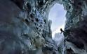 Κατάβαση σε σπηλιές από πάγο στην Ελβετία - Φωτογραφία 8