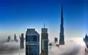 Όταν η ομίχλη σκεπάζει τους ουρανοξύστες του Ντουμπάι