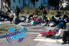 ΦΩΤΟ ΣΟΣ...!!! ΛΑΘΡΟΜΕΤΑΝΑΣΤΕΣ ΠΝΙΓΟΥΝ ΤΗΝ ΜΥΤΙΛΙΝΗ... ΑΝΟΙΞΕ ΚΑΝΟΥΛΑ Η ΜΙΤ ΣΤΟ ΑΙΓΑΙΟ...!