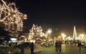 Ντύνεται Χριστουγεννιάτικα η Πάτρα - Ξεκίνησε η τοποθέτηση του φωτεινού διάκοσμου