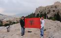 Αφού σήκωσαν την αλβανική σημαία στον ιερό βράχο , τώρα μας πουλάνε 