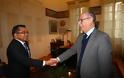 Με τον Πρέσβη των Φιλιππίνων συναντήθηκε ο Δήμαρχος Πατρέων - Φωτογραφία 1