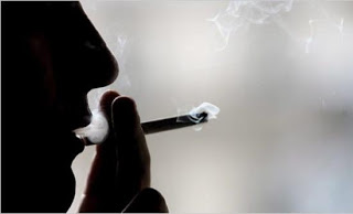 Ο ρόλος του καπνίσματος στην υγεία των οστών - Φωτογραφία 1
