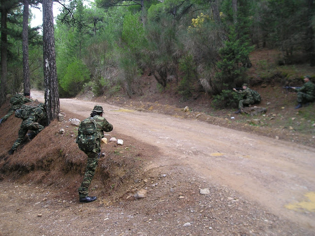 Πορεία 15 χλμ με φόρτο μάχης από τους Εθνοφύλακες και τη ΣΕΑΝ Σάμου - Φωτογραφία 11