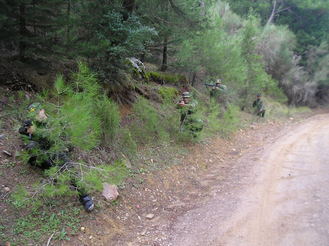 Πορεία 15 χλμ με φόρτο μάχης από τους Εθνοφύλακες και τη ΣΕΑΝ Σάμου - Φωτογραφία 9