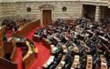 Γιατί δεν φαίνεται να αποτελεί η αξιωματική αντιπολίτευση εναλλακτική πολιτική πρόταση