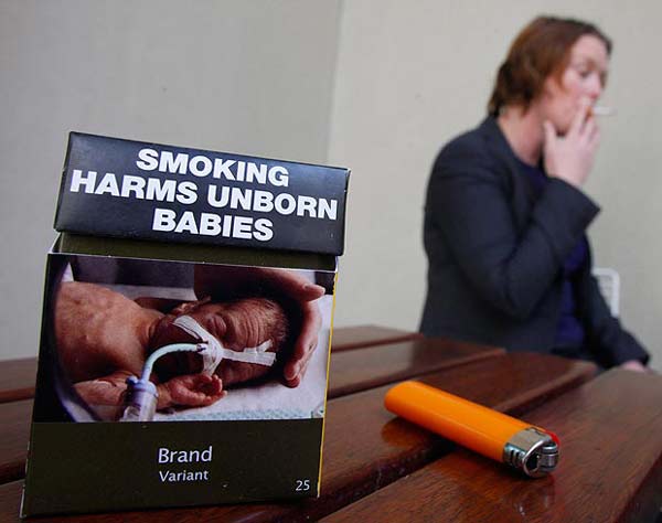 Αυστραλία: φρικτές εικόνες στα νέα πακέτα τσιγάρων - Φωτογραφία 1