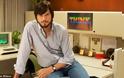 Ashton Kutcher: Η πρώτη του φωτογραφία ως αφεντικό της Apple! - Φωτογραφία 1