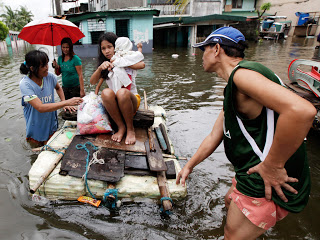 Εικόνες-σοκ: Φονικός τυφώνας σάρωσε τις Φιλιππίνες με 238 νεκρούς - Φωτογραφία 5