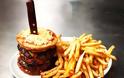 Atomic Fallout: Το burger που δύσκολα θα δοκίμαζες ποτέ