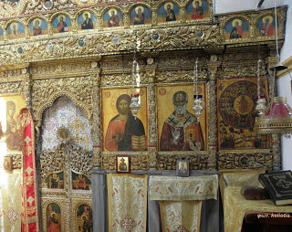 2326 - Ο κοιμητηριακός Ιερός Ναός του Αγίου Νικολάου στις Καρυές - Φωτογραφία 7