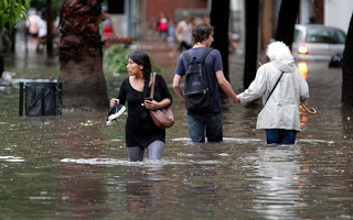 «Πνίγηκε» από τις βροχές η Αργεντινή - Φωτογραφία 1
