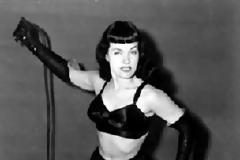 Γυναίκες που έφεραν τα πάνω κάτω