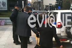 Χαλκίδα: Παρέλαση με προσαγωγές, πανό και τσιρώτα