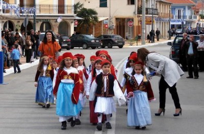 Έτσι τίμησε η Σάμη τους ήρωες του 21! - Φωτογραφία 3