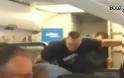 VIDEO: Πανικόβλητος πιλότος εν ώρα πτήσης φωνάζει Πέφτουμε, προσευχηθείτε! - Φωτογραφία 1