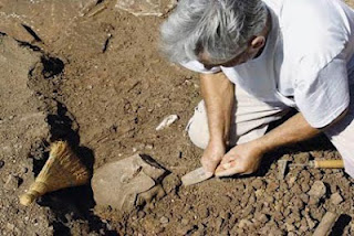 Παρουσίαση ευρημάτων ανασκαφής στην Αρχαία Κερύνεια Αιγιαλείας - Φωτογραφία 1