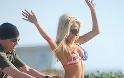Courtney Stodden επιχειρεί να κάνει rollers σε παραλία του Los Angeles - Φωτογραφία 1