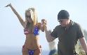 Courtney Stodden επιχειρεί να κάνει rollers σε παραλία του Los Angeles - Φωτογραφία 2