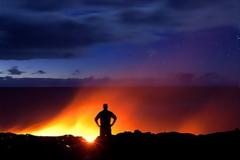 ΔΕΙΤΕ: Απίστευτες φωτογραφίες από το πιο ενεργό ηφαίστειο του κόσμου!