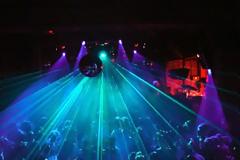 Το nightclub που είναι αποκλειστικά για παχουλές γυναίκες!