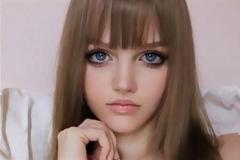 ΦΟΒΕΡΟ: Κορίτσια μεταμορφώνονται σε... ζωντανές κούκλες!