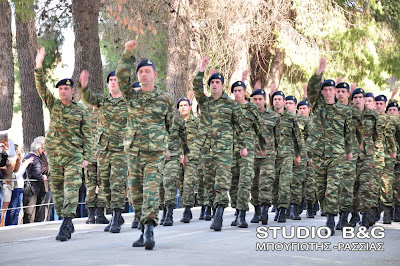 Ναύπλιο - ορκωμοσία νεοσύλλεκτων οπλιτών του μηχανικού και του πεζικού - Φωτογραφία 2