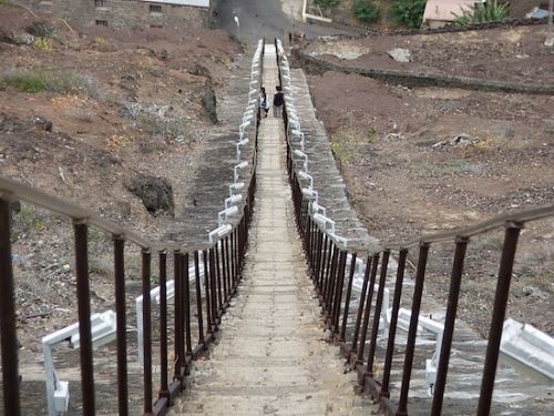 Η πιο απότομη σκάλα του κόσμου (pics) - Φωτογραφία 3