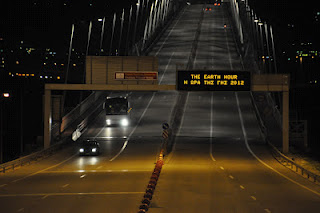 Η ώρα της γης 2012 - δραστική η μείωση εκπομπών co2 στη γέφυρα Ρίου - Αντιρρίου - Φωτογραφία 1