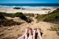 Ταξιδεύουν σε όλον τον κόσμο και ΦΩΤΟγραφίζουν τα πόδια τους!