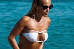 Νατάσα Καλογρίδη : Ποιός ορίζει τι είναι ακραίο και τι όχι;