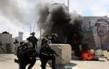Βίαιες συγκρούσεις Ισραηλινών–Παλαιστίνιων στη Δυτική Όχθη...