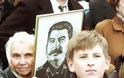 ΡΩΣΙΑ: Αντιδράσεις για τα σχολικά τετράδια που εικονίζουν τον Στάλιν