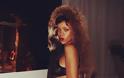 ΔΕΙΤΕ: Η Rihanna να ποζάρει γυμνή χωρίς εσώρουχo - Φωτογραφία 2