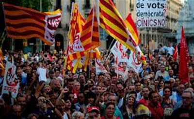 Οι Καταλανοί διαδήλωσαν στη Βαρκελώνη κατά του νέου εκπαιδευτικού νόμου - Φωτογραφία 1