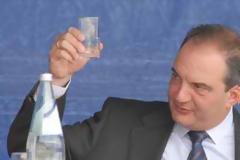Το Πόθεν Έσχες του Καραμανλή: 19 ακίνητα, ομόλογα, και καταθέσεις...