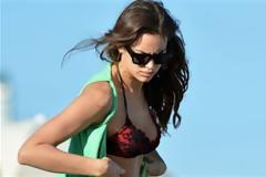 Επικίνδυνα σέξι η Irina Shayk
