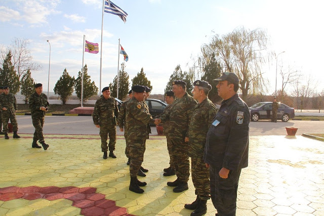 ΕΠΙΣΚΕΨΗ ΑΡΧΗΓΟΥ ΓΕΕΘΑ ΣΕ ΣΧΗΜΑΤΙΣΜΟΥΣ ΤΗΣ ΠΕΡΙΟΧΗΣ ΕΥΘΥΝΗΣ ΤΟΥ Δ΄ ΣΩΜΑΤΟΣ ΣΤΡΑΤΟΥ - Φωτογραφία 2